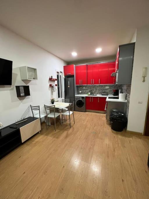 Apartamento En El Centro De Madrid - Atocha Apartment Exterior photo